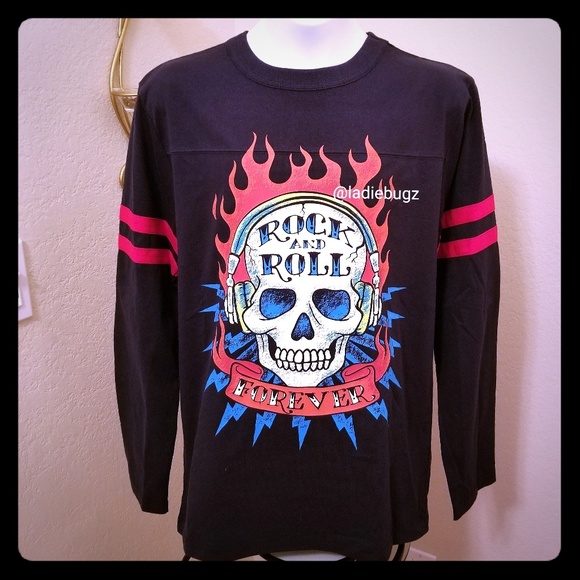 NWOT Skull, Rock & Roll Tshirt Long Sleeves - Picture 1 of 4